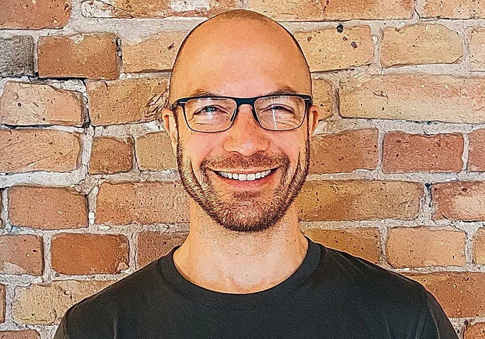 Nando Eiden yogalehrer bei yogafürdich Berlin Nando Eiden yogalehrer bei yogafürdich Berlin