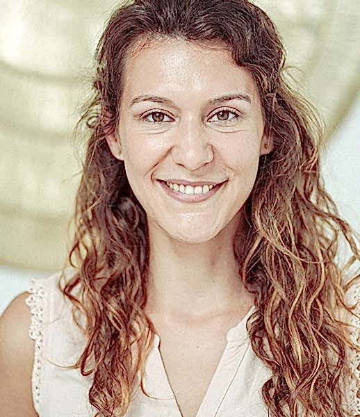yogafürdich Pilates-Lehrerin Shirin Strassner yogafürdich Pilates-Lehrerin Shirin Strassner